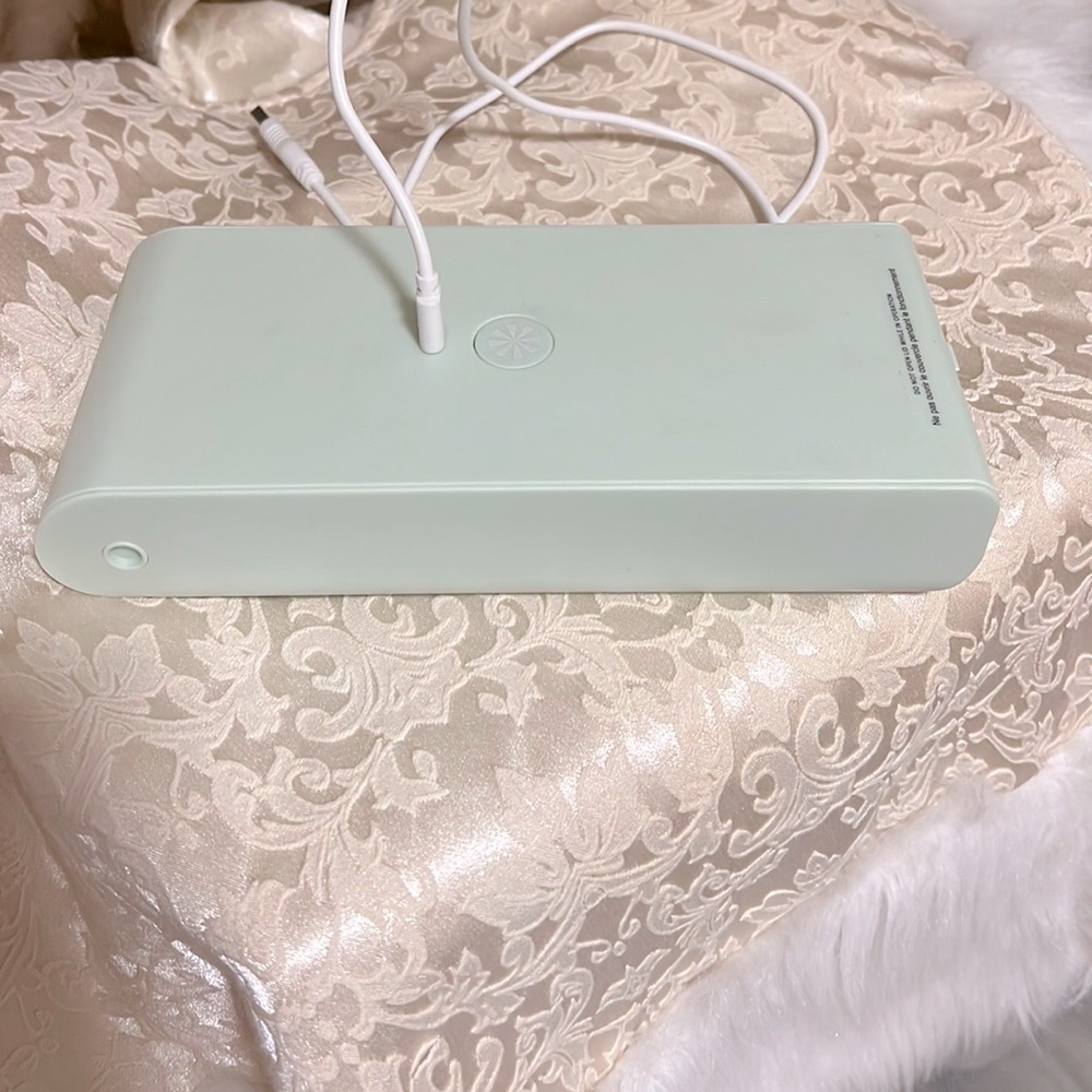 NWOT Tech Candy UV Cell Phone Sanitizing Box